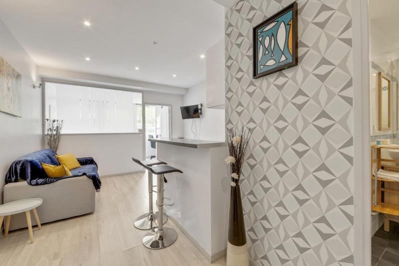 232 Suite Home Shanghai Concept In Paris Exterior photo